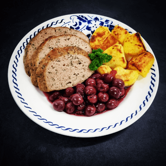 Het makkelijkste vleesbrood met puree en appelmoes