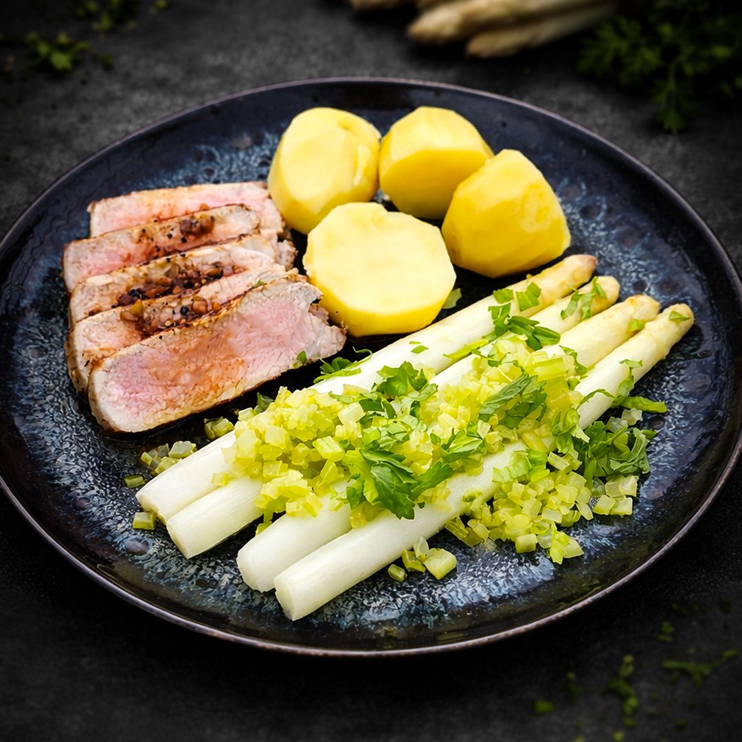Recept voor kalfsentrecote met witte asperges en groene selder ambachtelijk bereid
